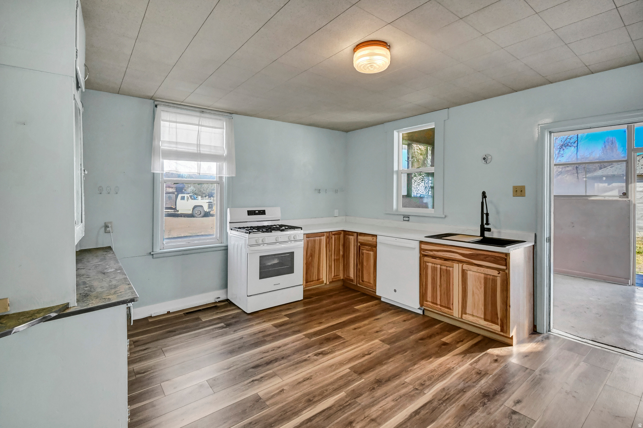 GLENWOOD TOWN - Residential