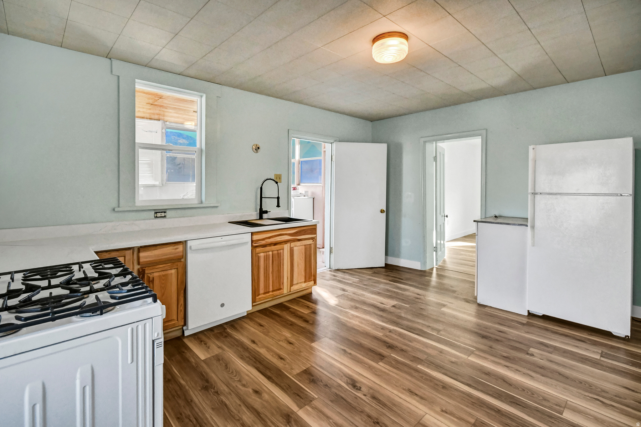 GLENWOOD TOWN - Residential