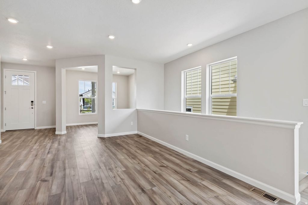 Photo of 6159 W SPARROW VIEW DR, South Jordan, UT 84009 (MLS # 2137324)