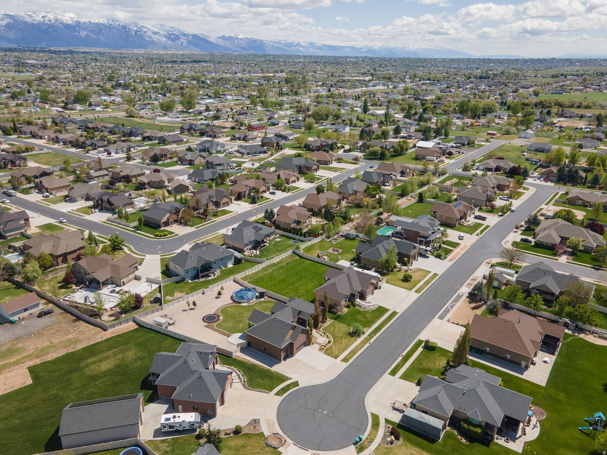 FAIR GROVE ESTATES - Residential