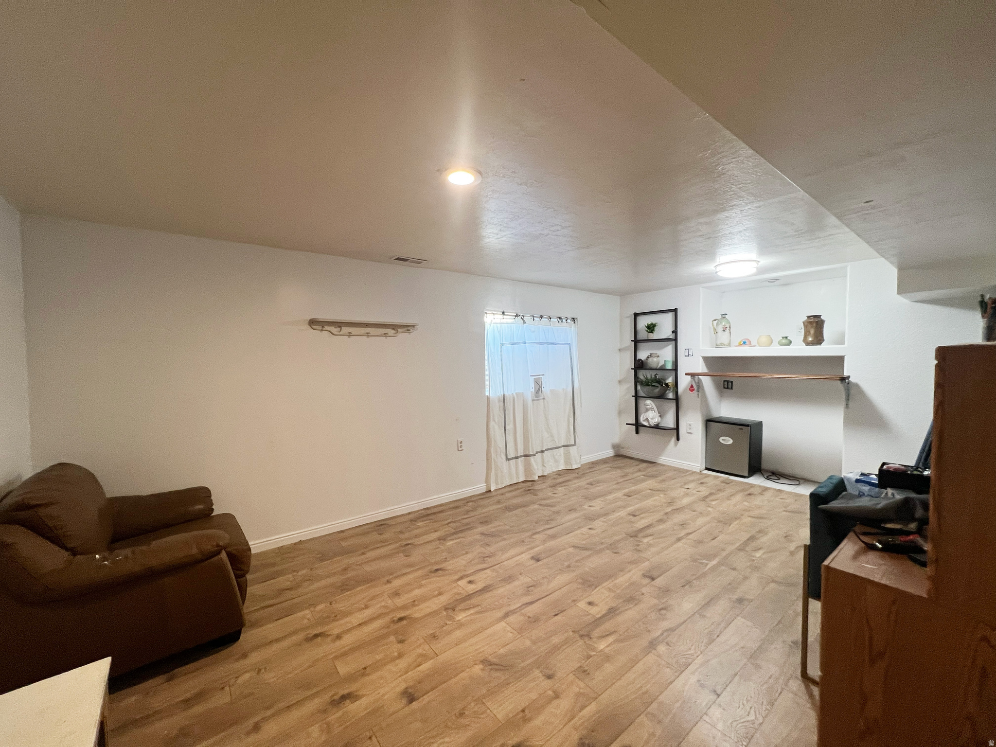 WESTWOOD #3 - Residential