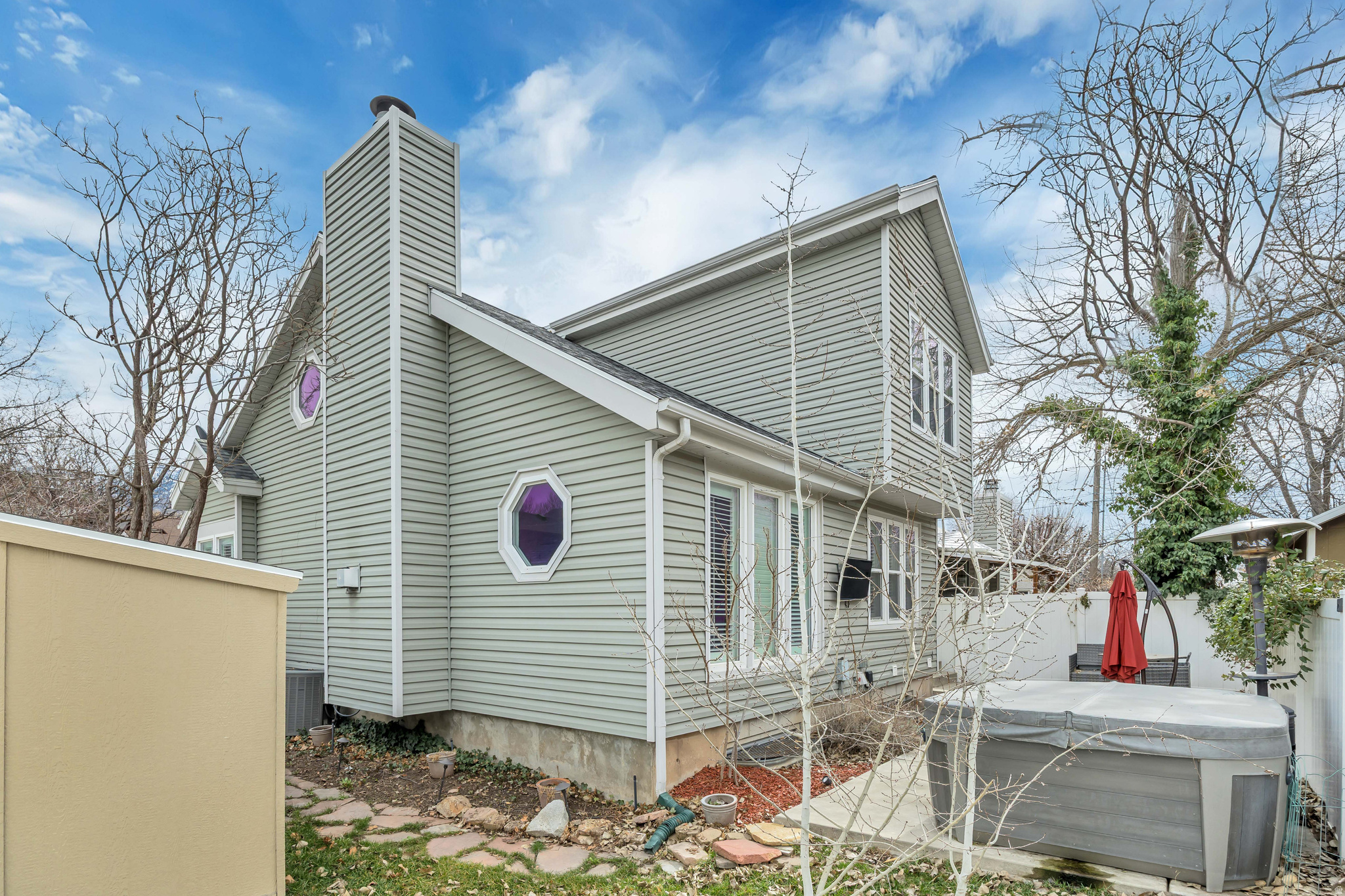 AMBLEWOOD SPRINGS - Residential