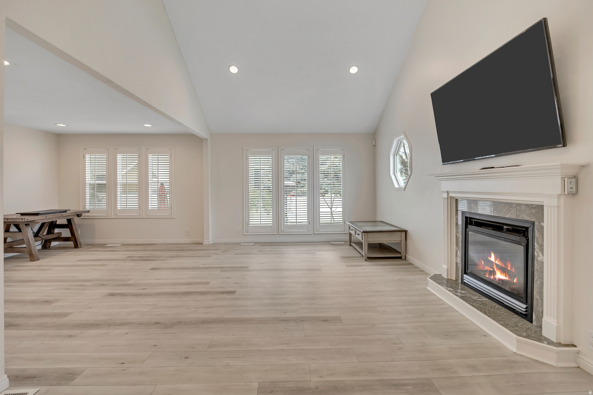 AMBLEWOOD SPRINGS - Residential