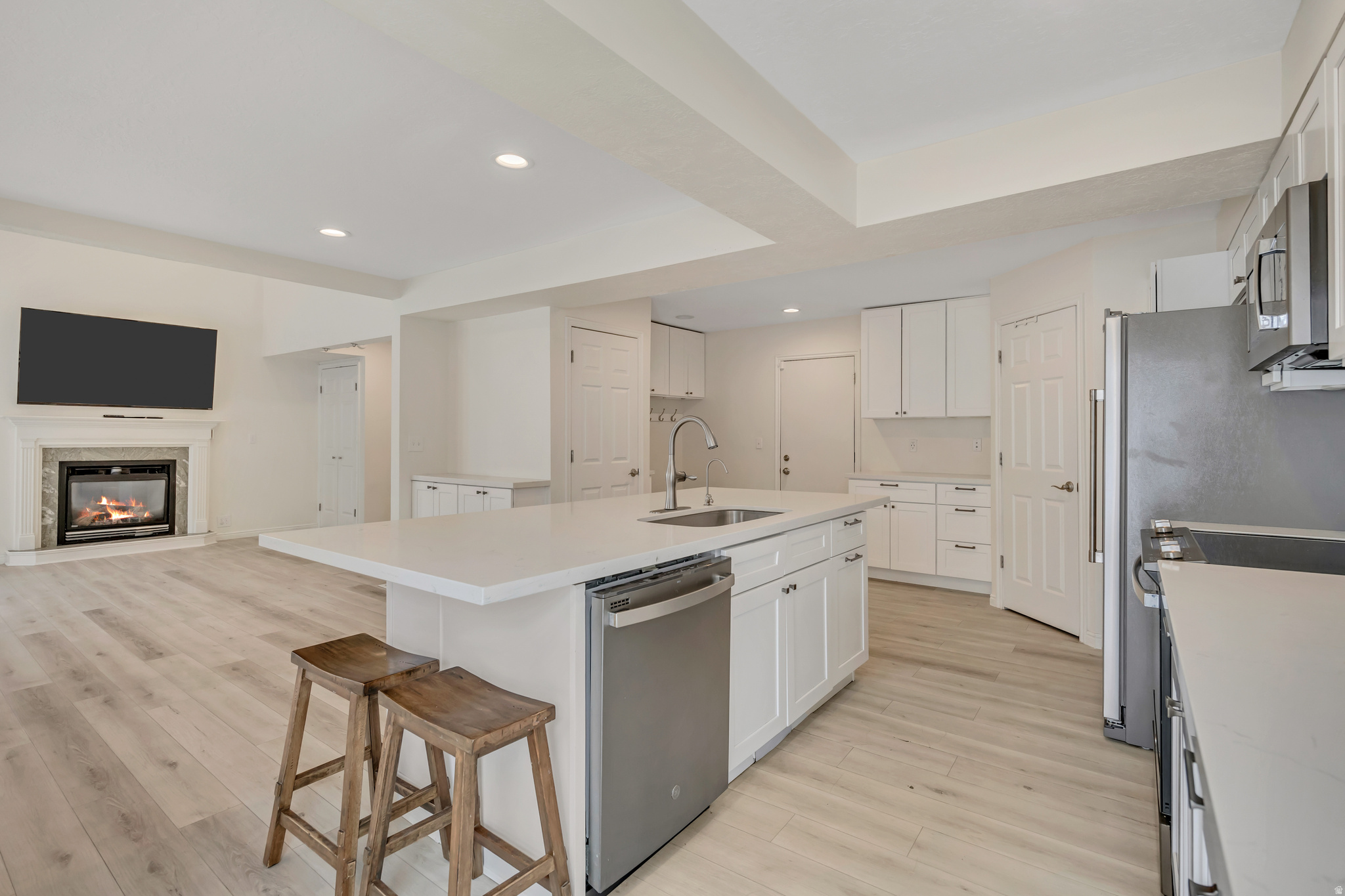 AMBLEWOOD SPRINGS - Residential