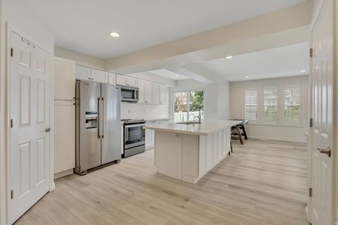 Tiny photo for 4194 S CAROLEEN WAY E, Salt Lake City, UT 84124 (MLS # 2140724)