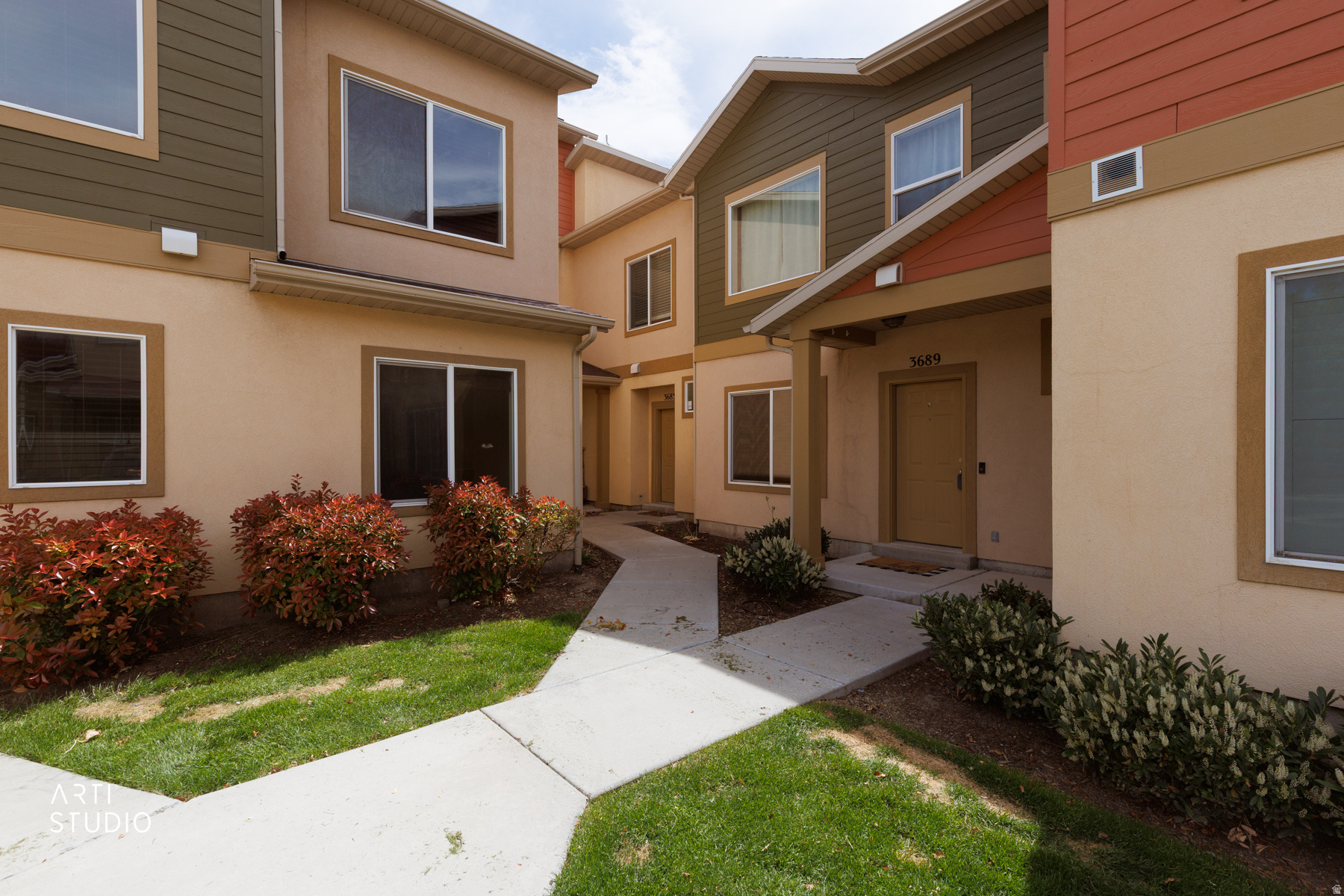 SUMMERLANE - Residential