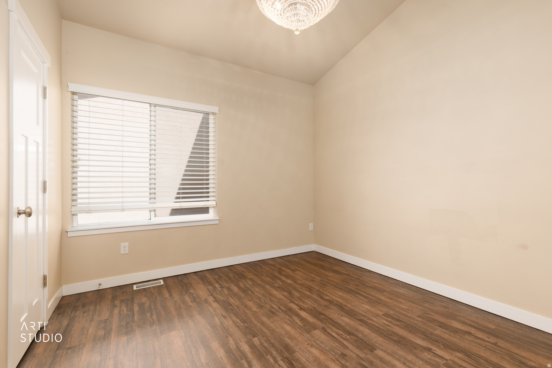 SUMMERLANE - Residential