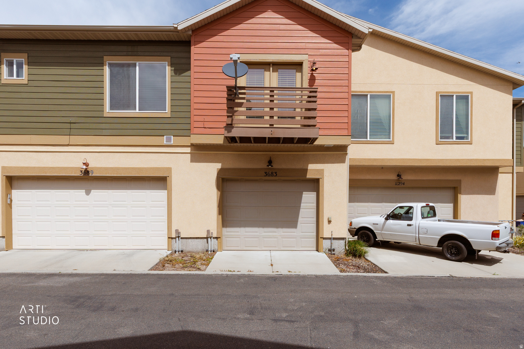 SUMMERLANE - Residential