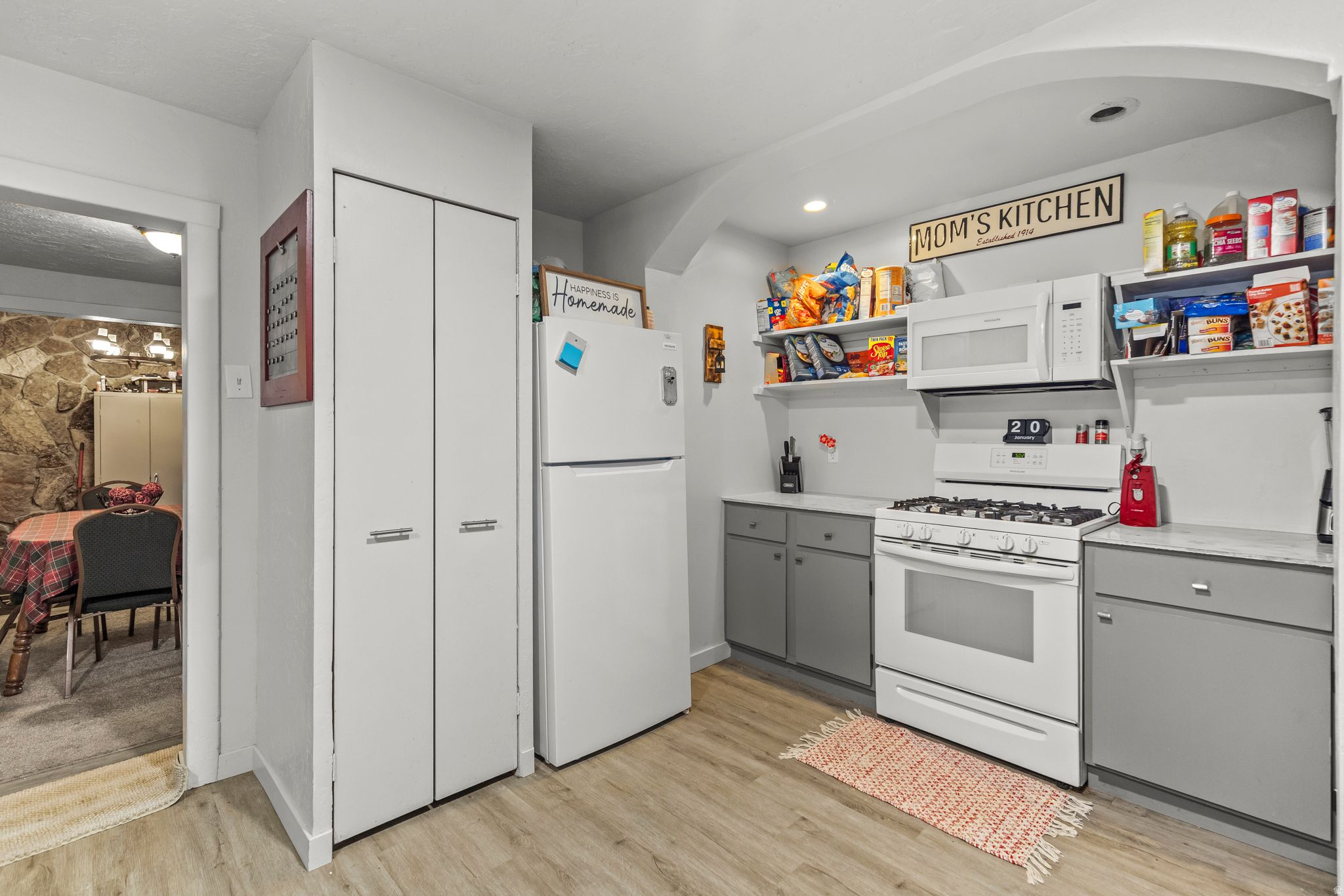 YOUNG PROPERTY - Residential