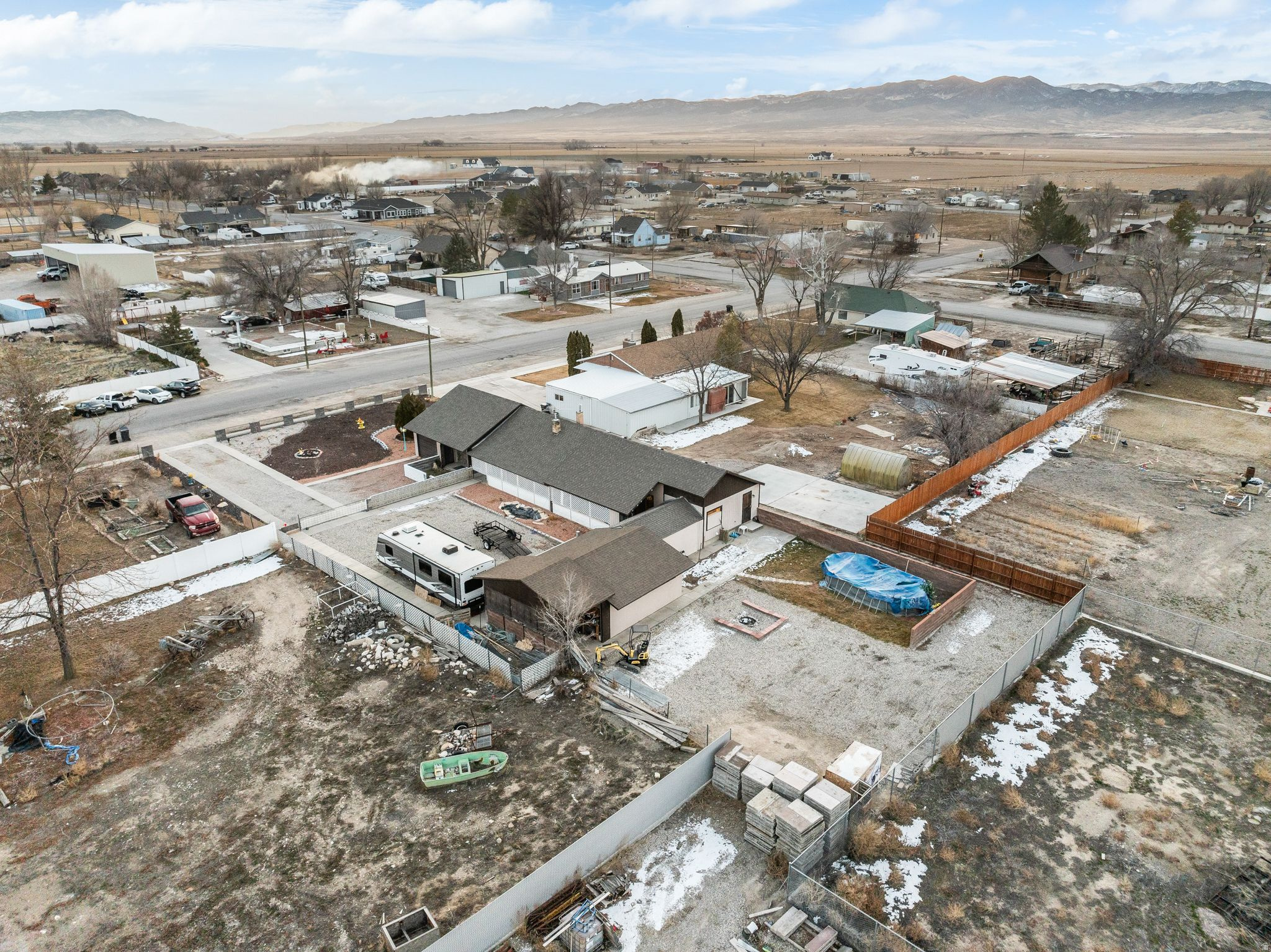 YOUNG PROPERTY - Residential