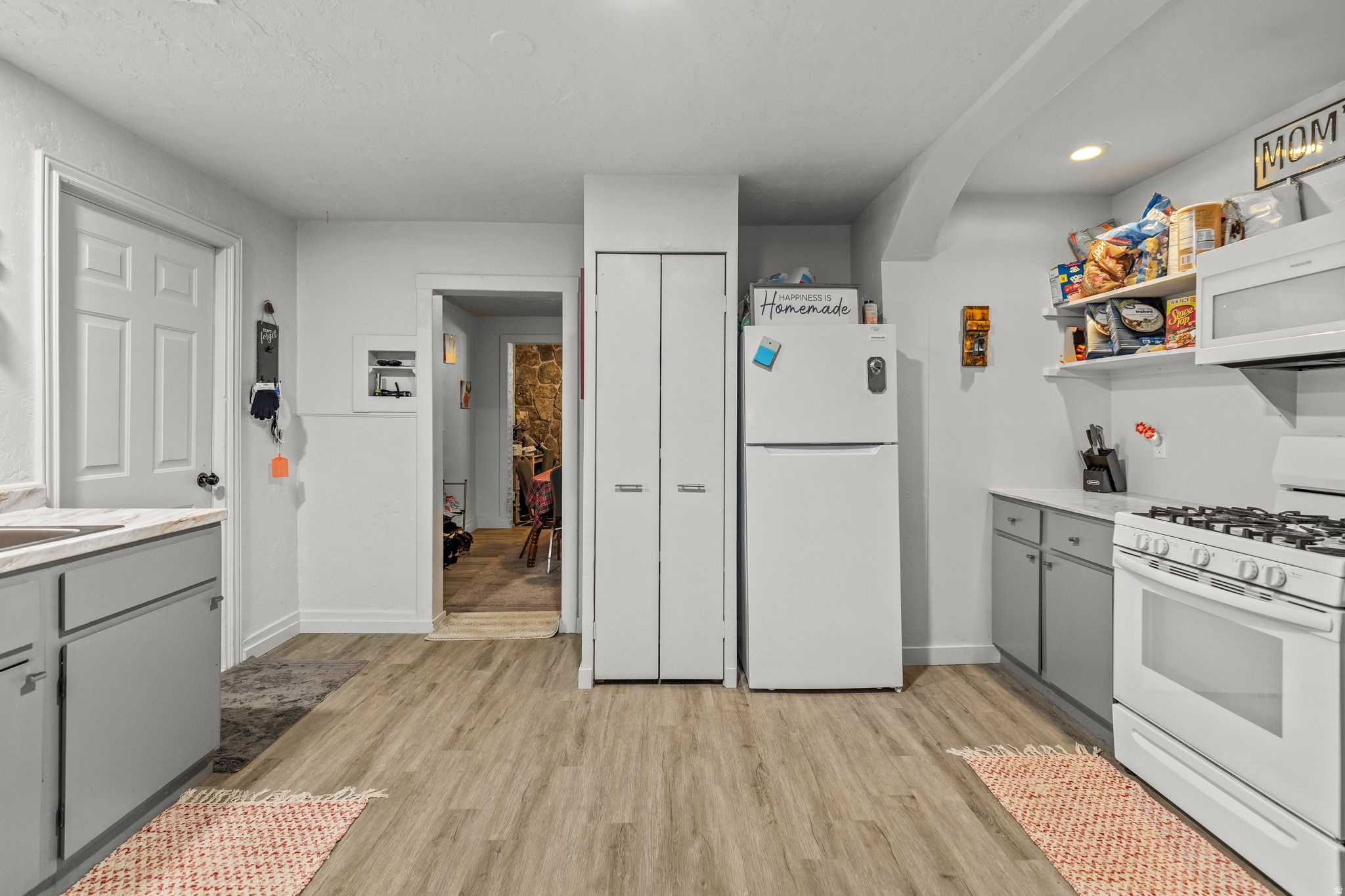 YOUNG PROPERTY - Residential