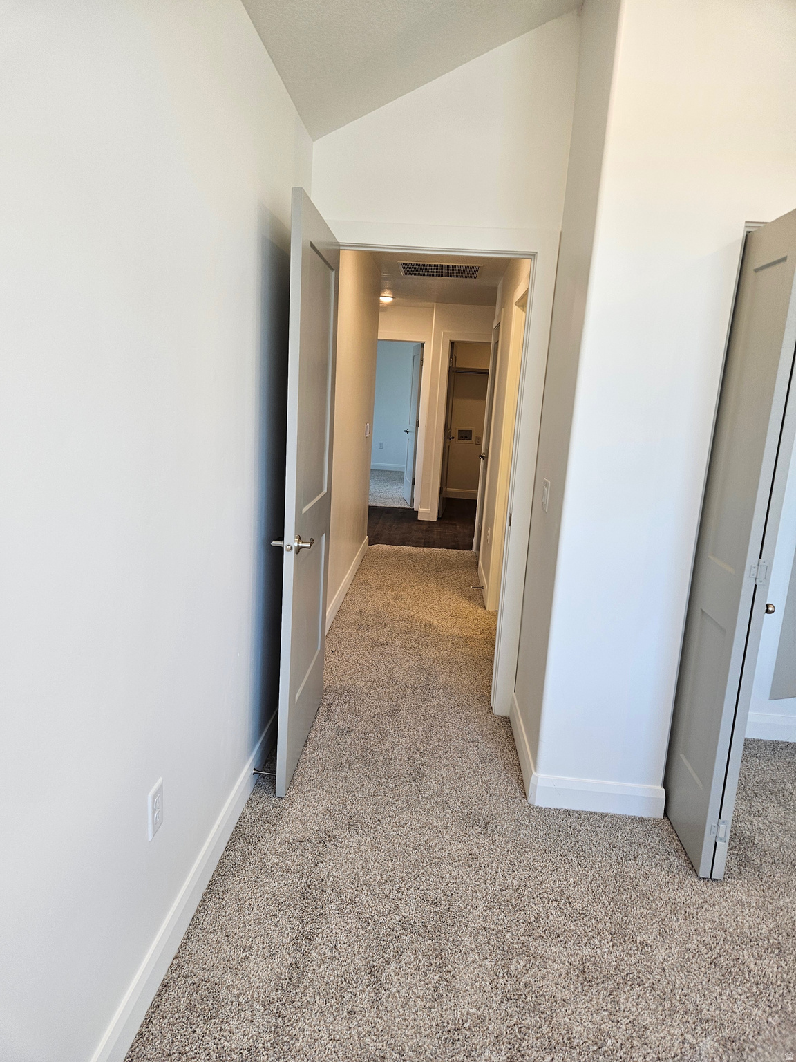 COUNTRY VIEW VILLAS - Residential