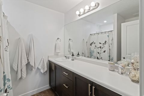 Tiny photo for 5397 W PARSONS PEAK PL, Herriman, UT 84096 (MLS # 2136660)