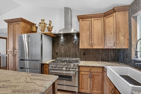Tiny photo for 9314 N CANYON RD, Cedar Hills, UT 84062 (MLS # 2149587)