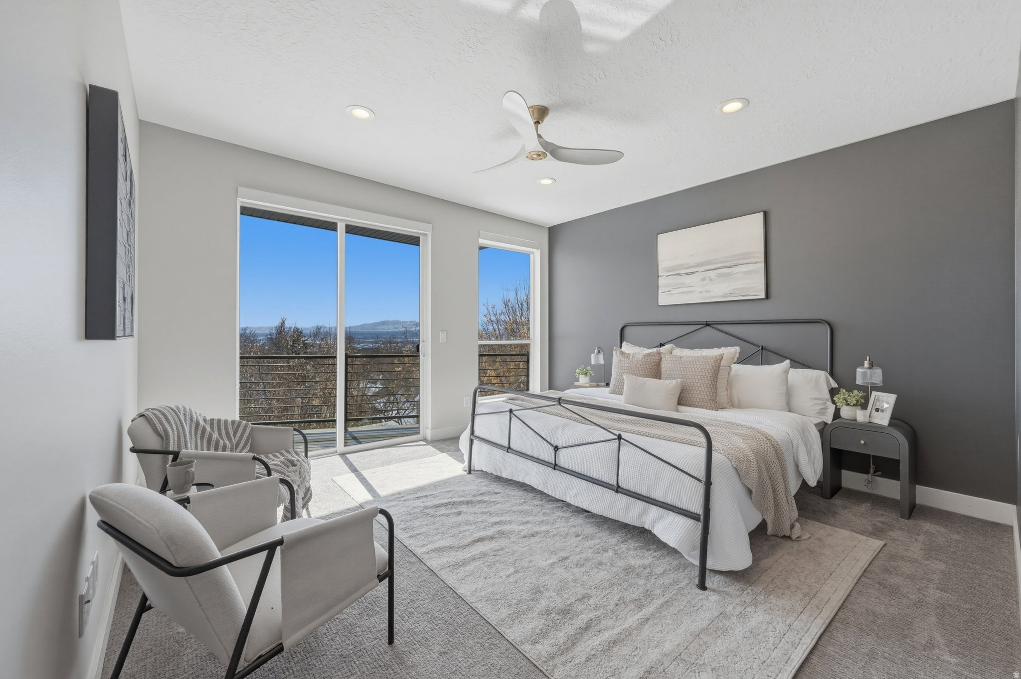 COLUMBUS COURT - Residential