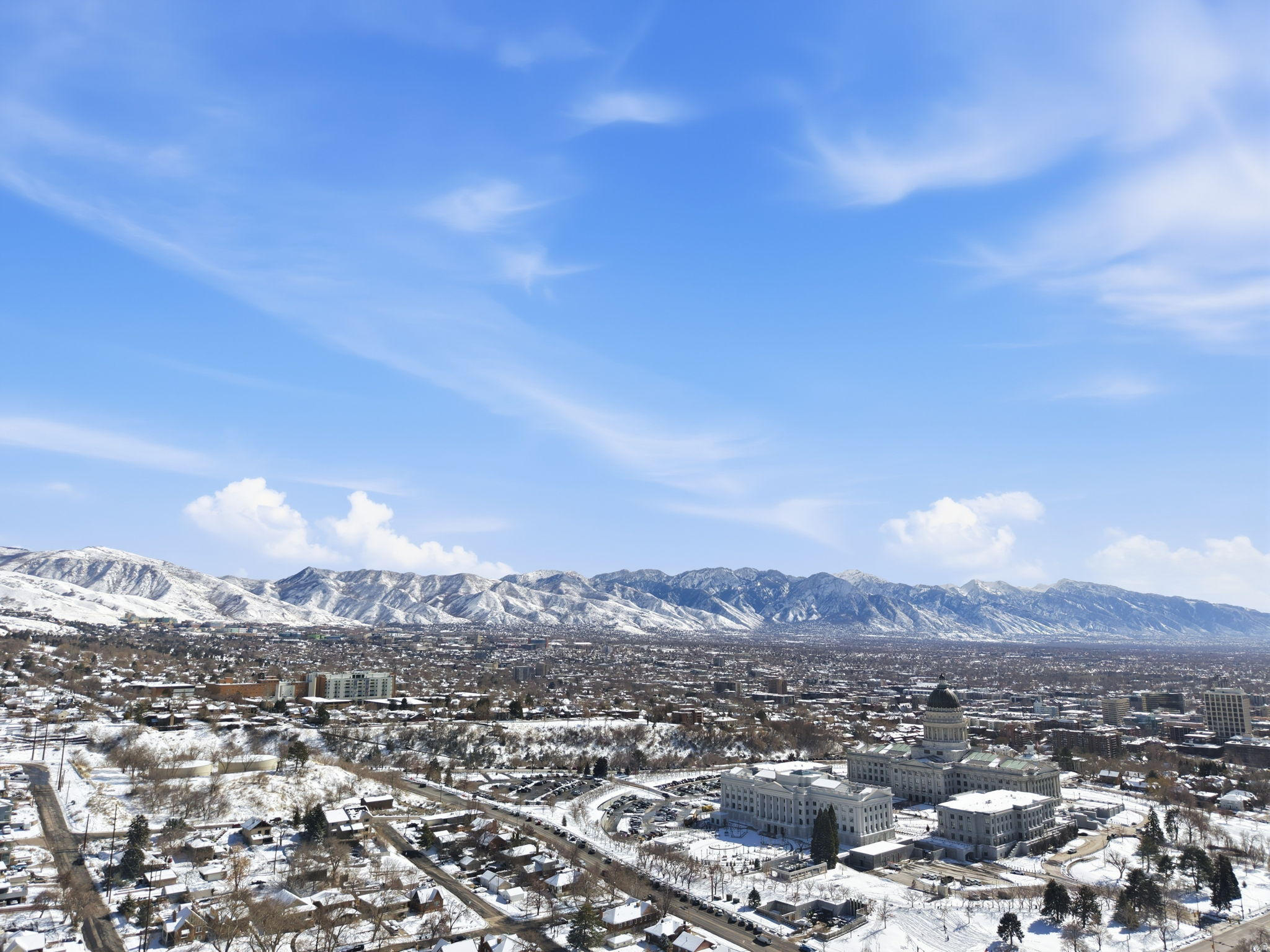 COLUMBUS COURT - Residential