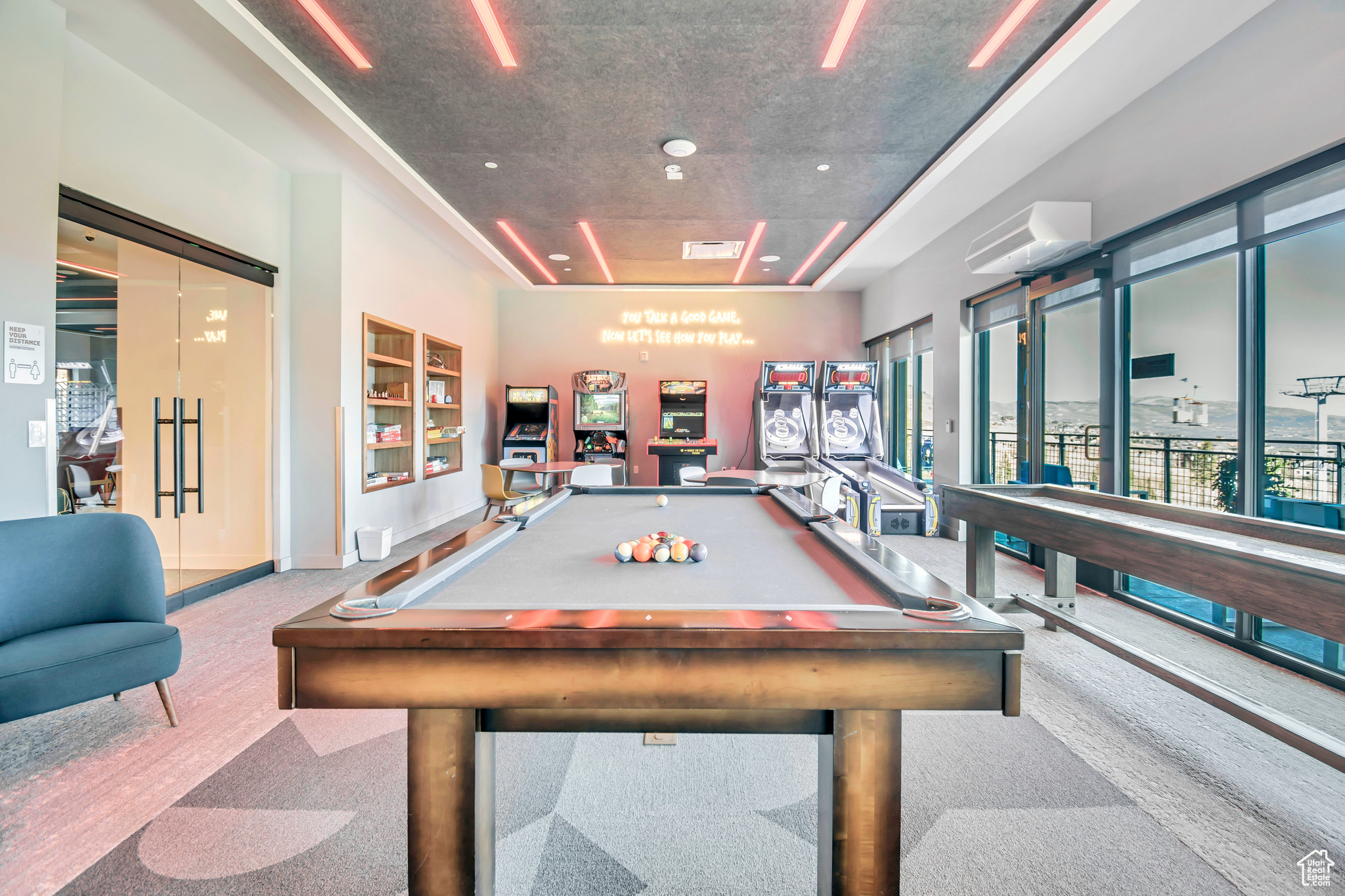 YOTEL - Residential