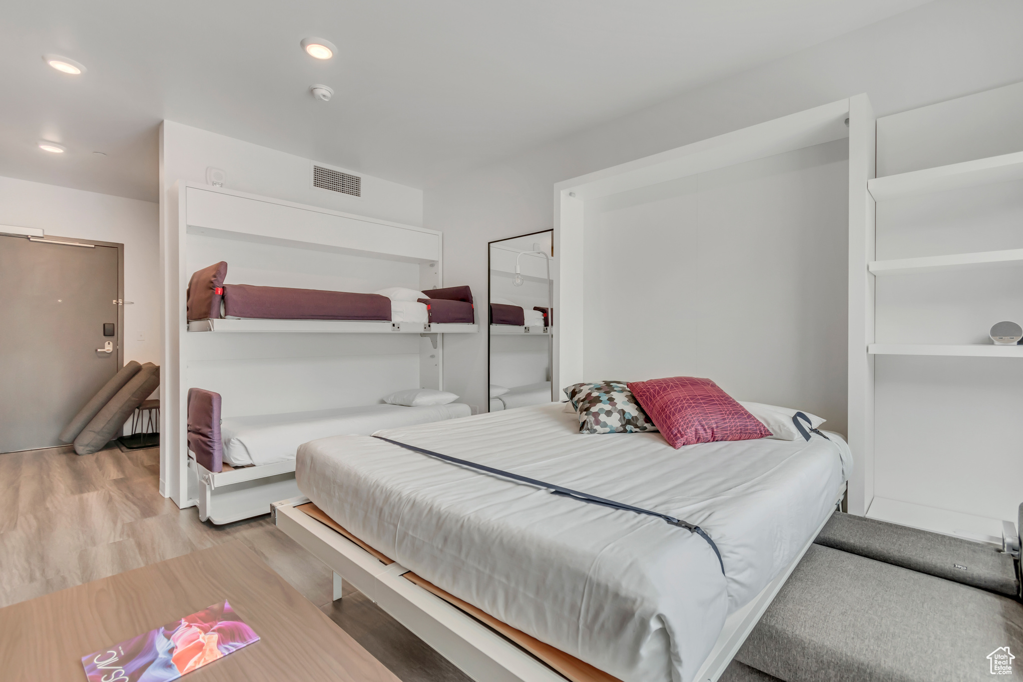 YOTEL - Residential