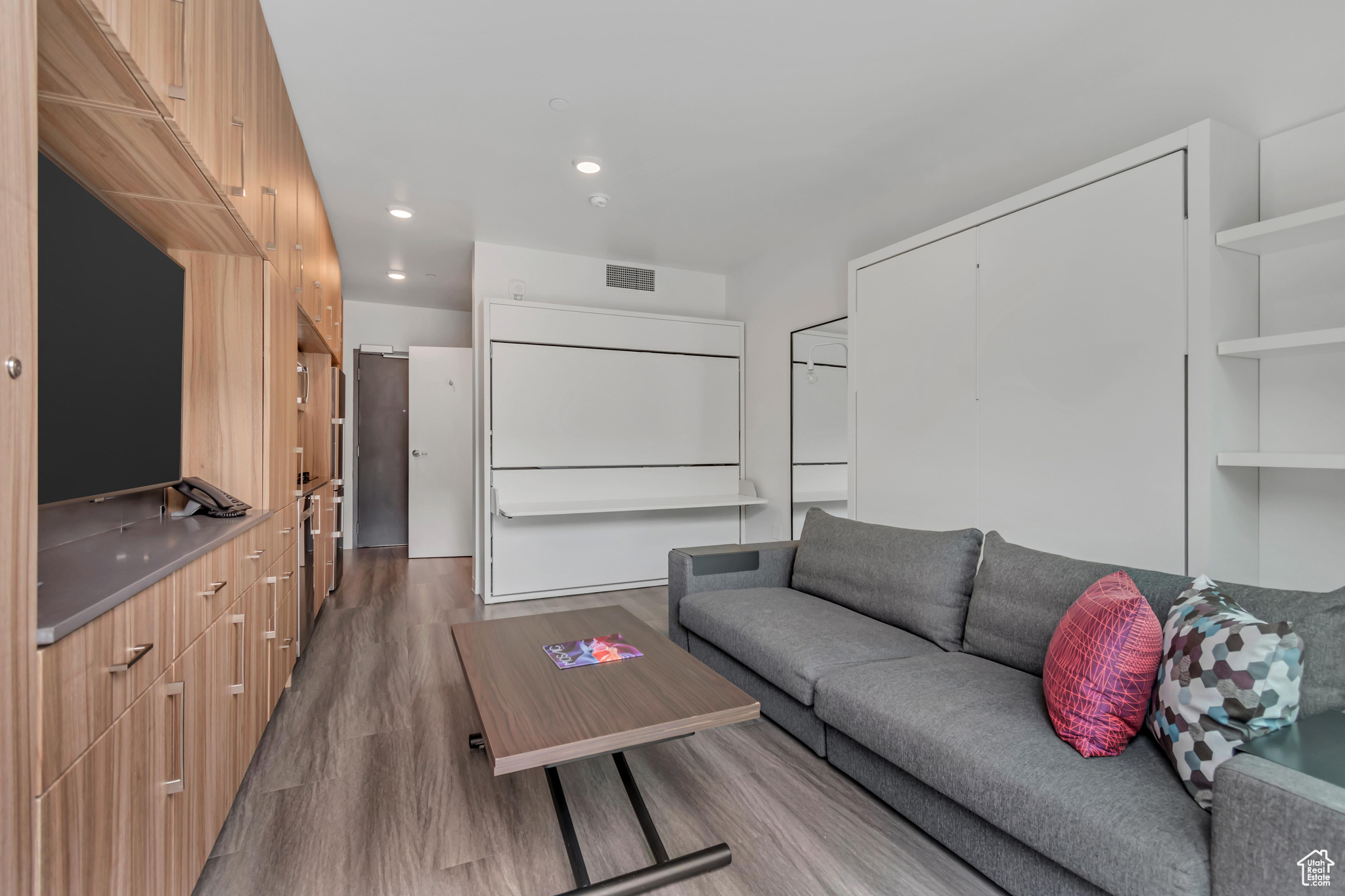 YOTEL - Residential