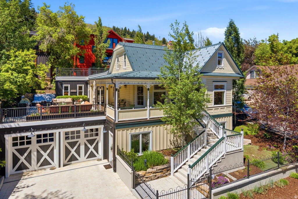 Photo of 733 WOODSIDE AVE, Park City, UT 84060 (MLS # 2167887)