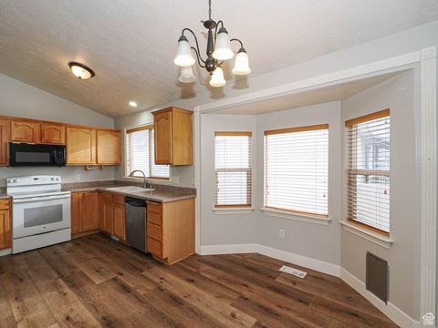 Tiny photo for 11671 S CLINTWOOD DR, Draper, UT 84020 (MLS # 2119652)