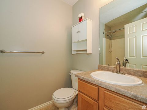 Tiny photo for 11671 S CLINTWOOD DR, Draper, UT 84020 (MLS # 2119652)