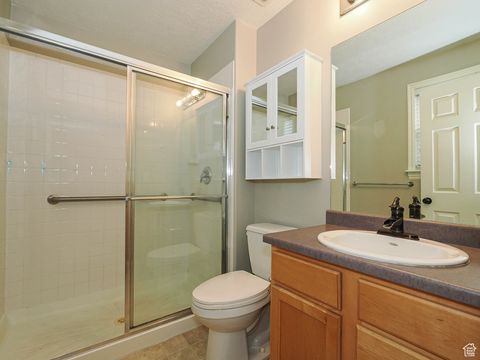 Tiny photo for 11671 S CLINTWOOD DR, Draper, UT 84020 (MLS # 2119652)