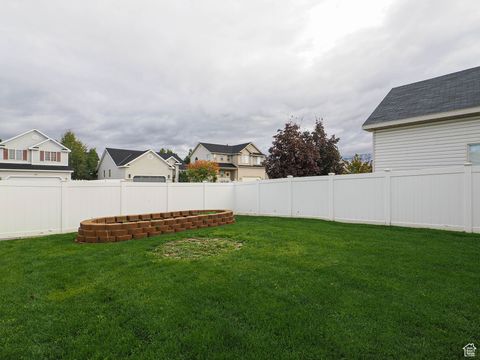 Tiny photo for 11671 S CLINTWOOD DR, Draper, UT 84020 (MLS # 2119652)