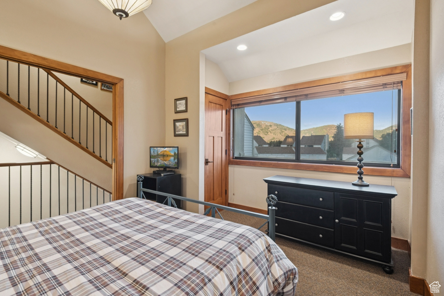 RACQUET CLUB VILLAGE SUB - Residential