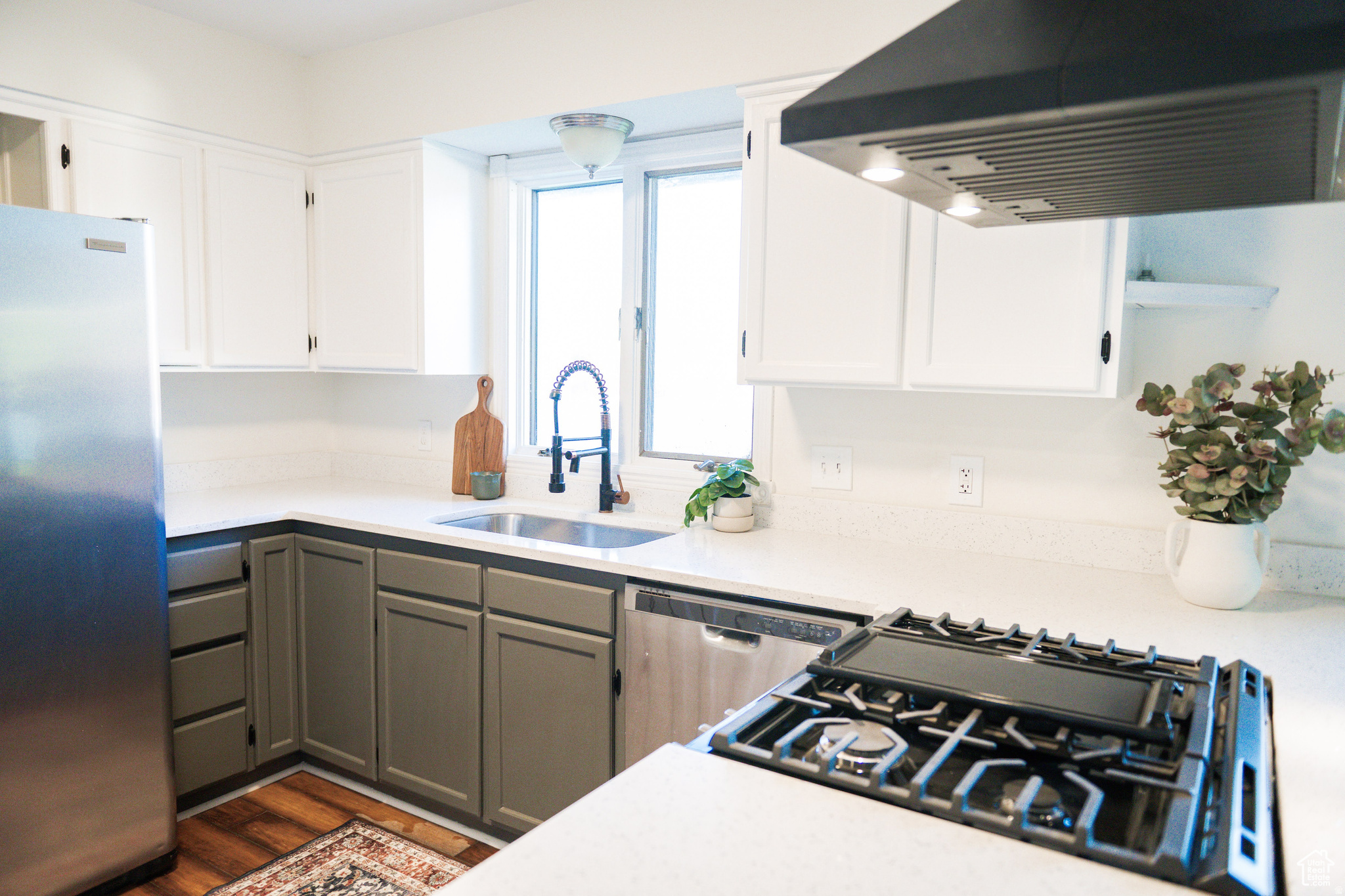 HOLMGREN - Residential