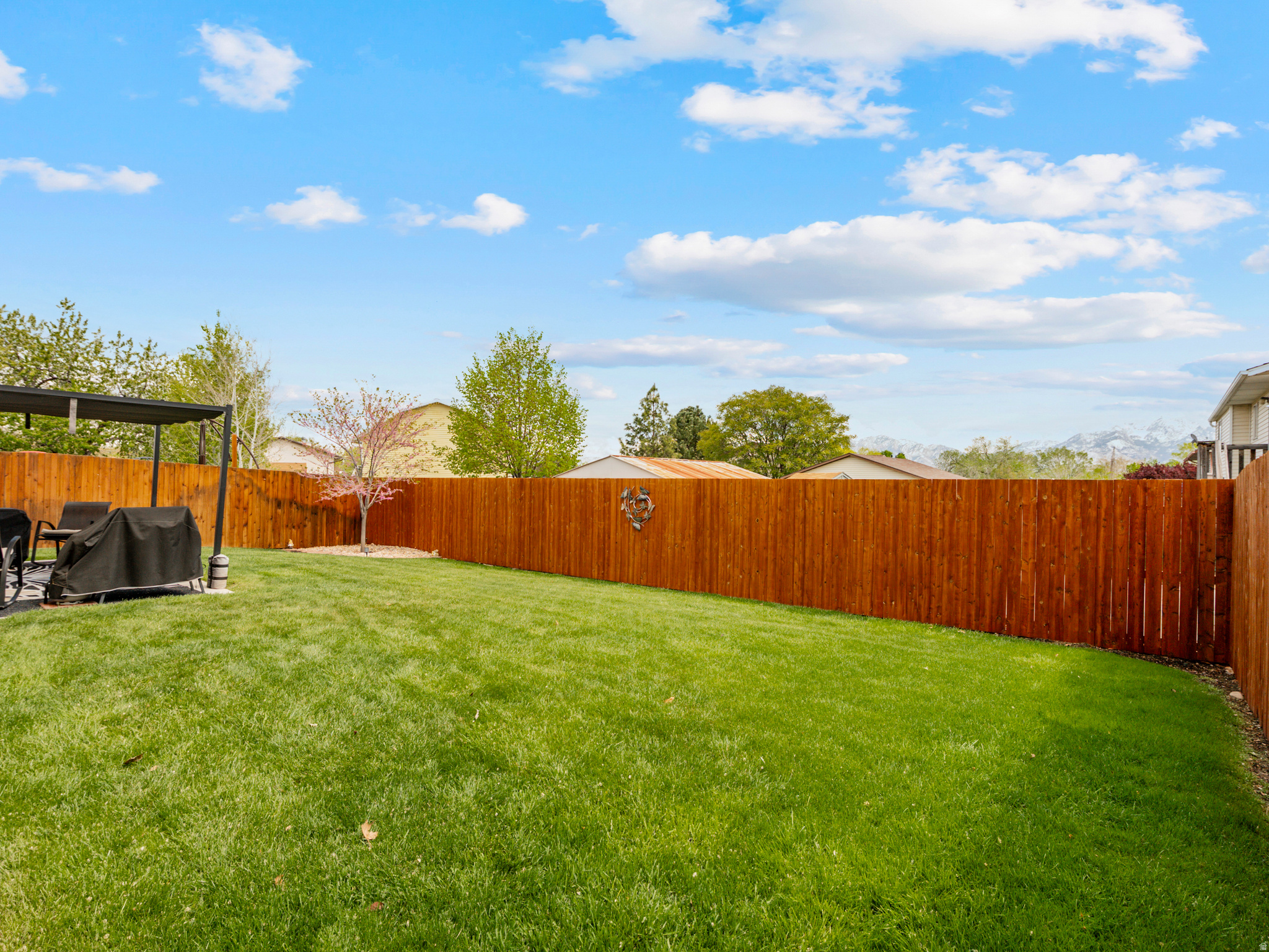 CRYSTAL HILLS SUB - Residential