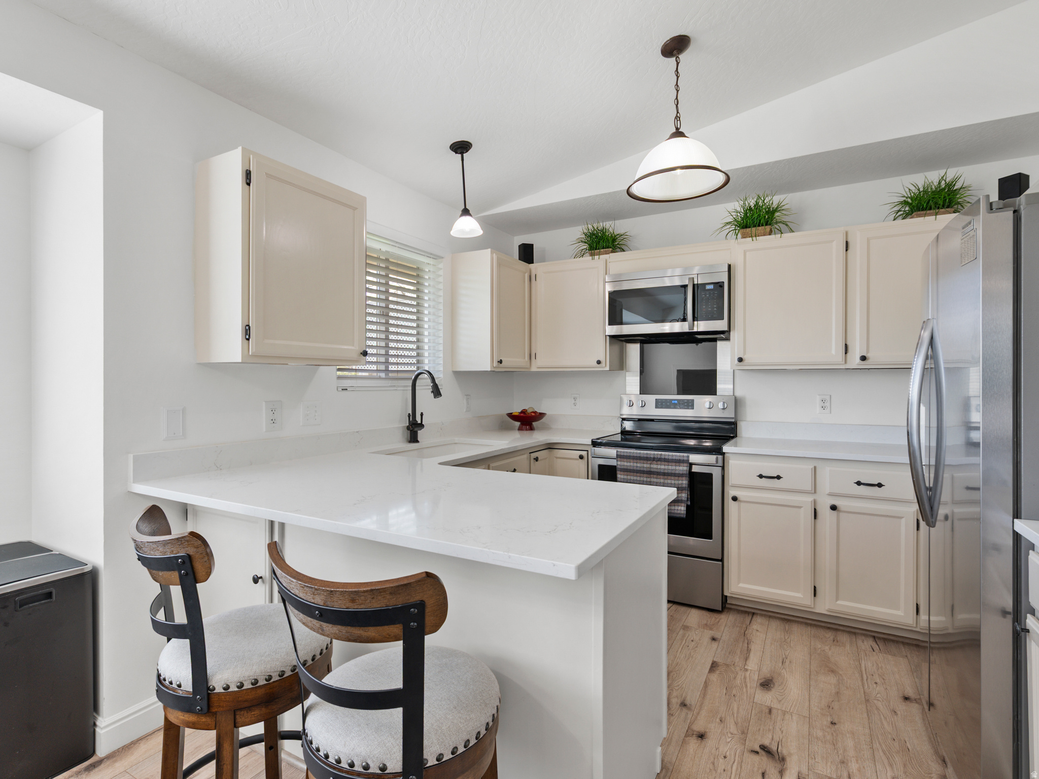 CRYSTAL HILLS SUB - Residential