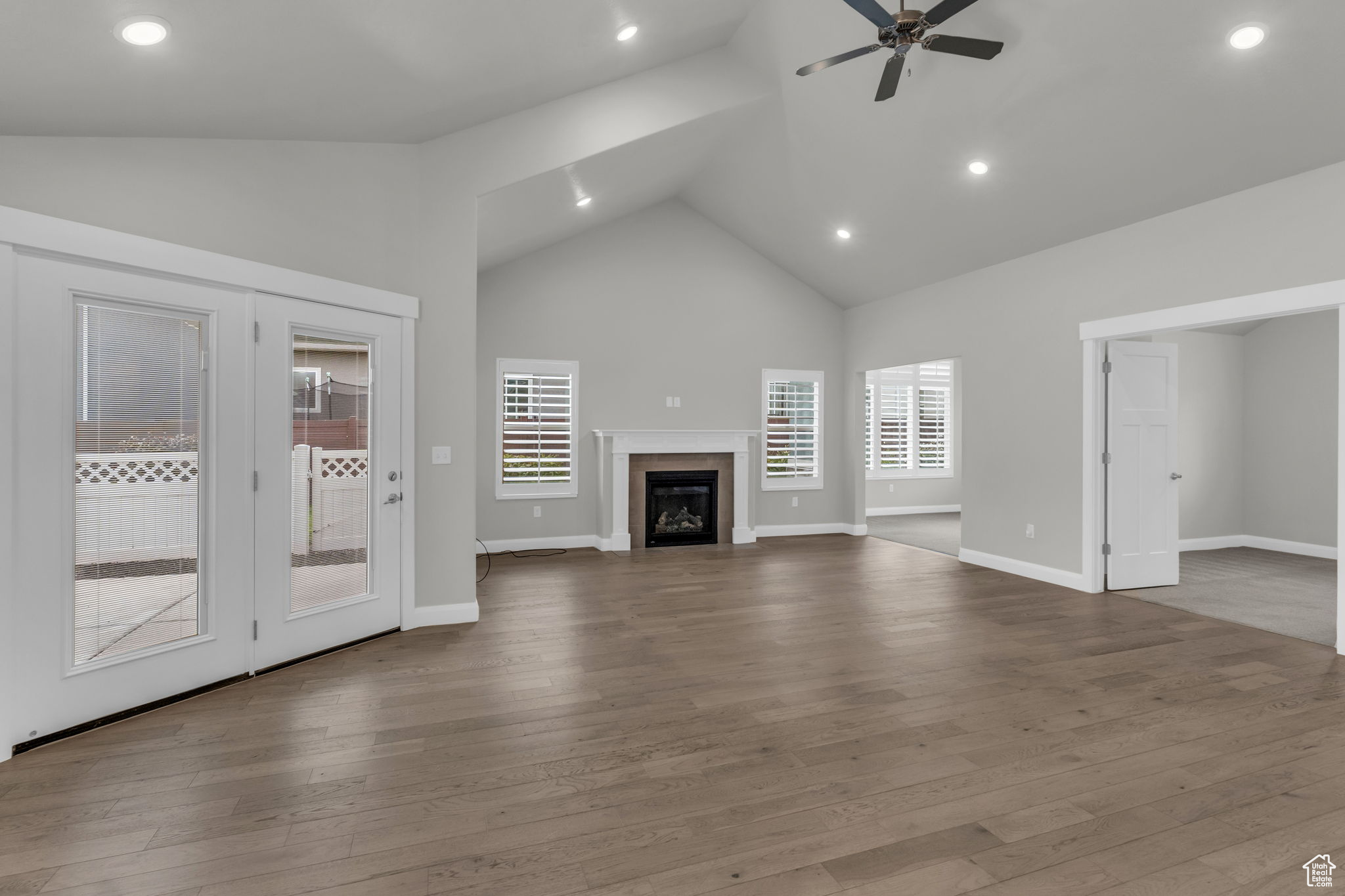 THE VILLAS AT WATERS EDGE - Residential