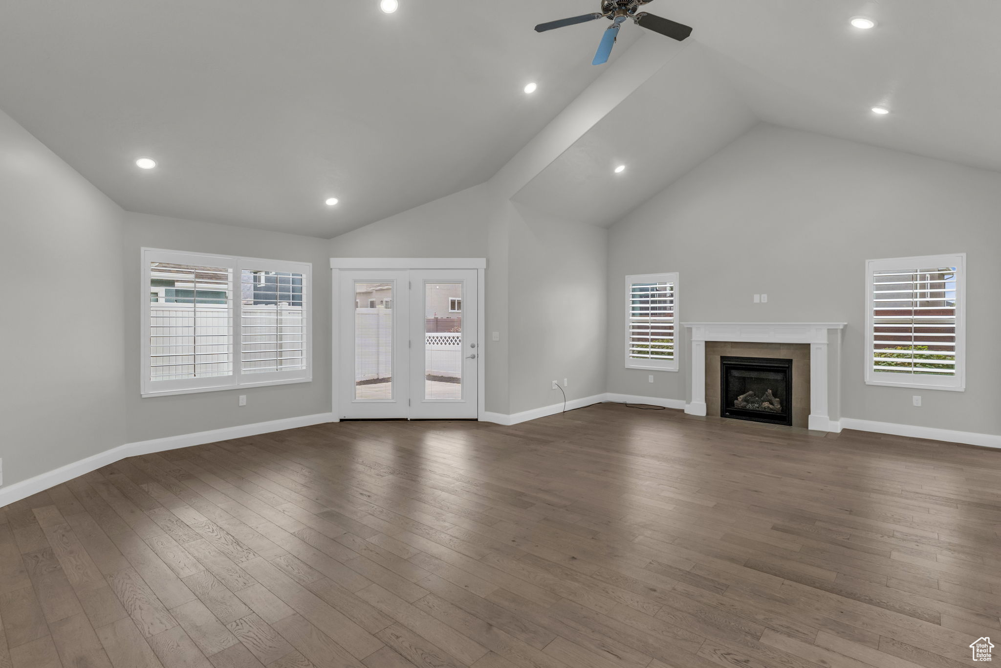 THE VILLAS AT WATERS EDGE - Residential