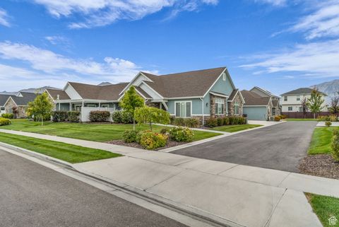 Tiny photo for 454 N MALLARD DR #D, Vineyard, UT 84059 (MLS # 2114475)