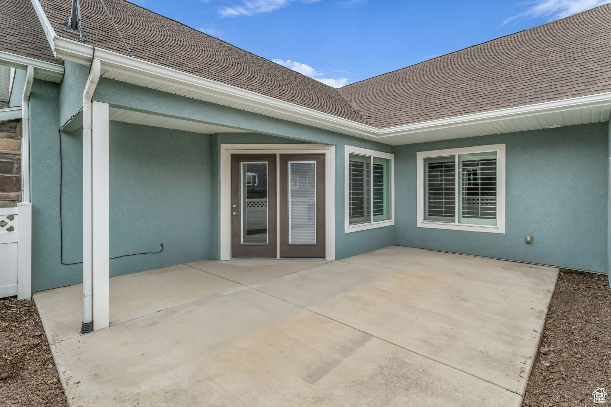 THE VILLAS AT WATERS EDGE - Residential