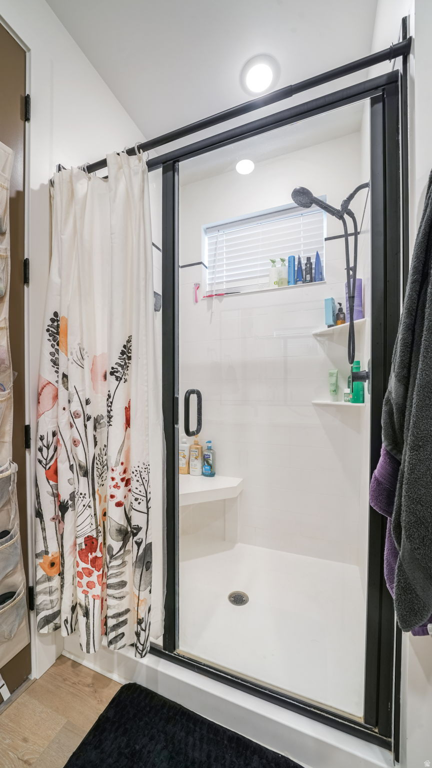 OVERLOOK ESTATES - Residential