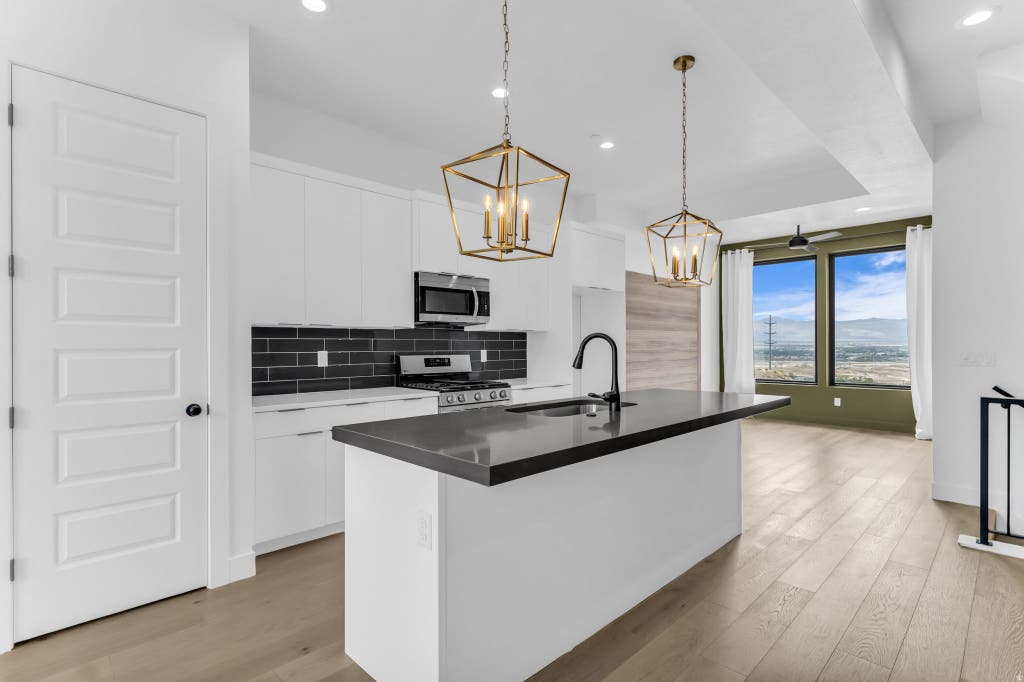 Photo of 14388 S CHAMP CV E, Draper, UT 84020 (MLS # 2181687)