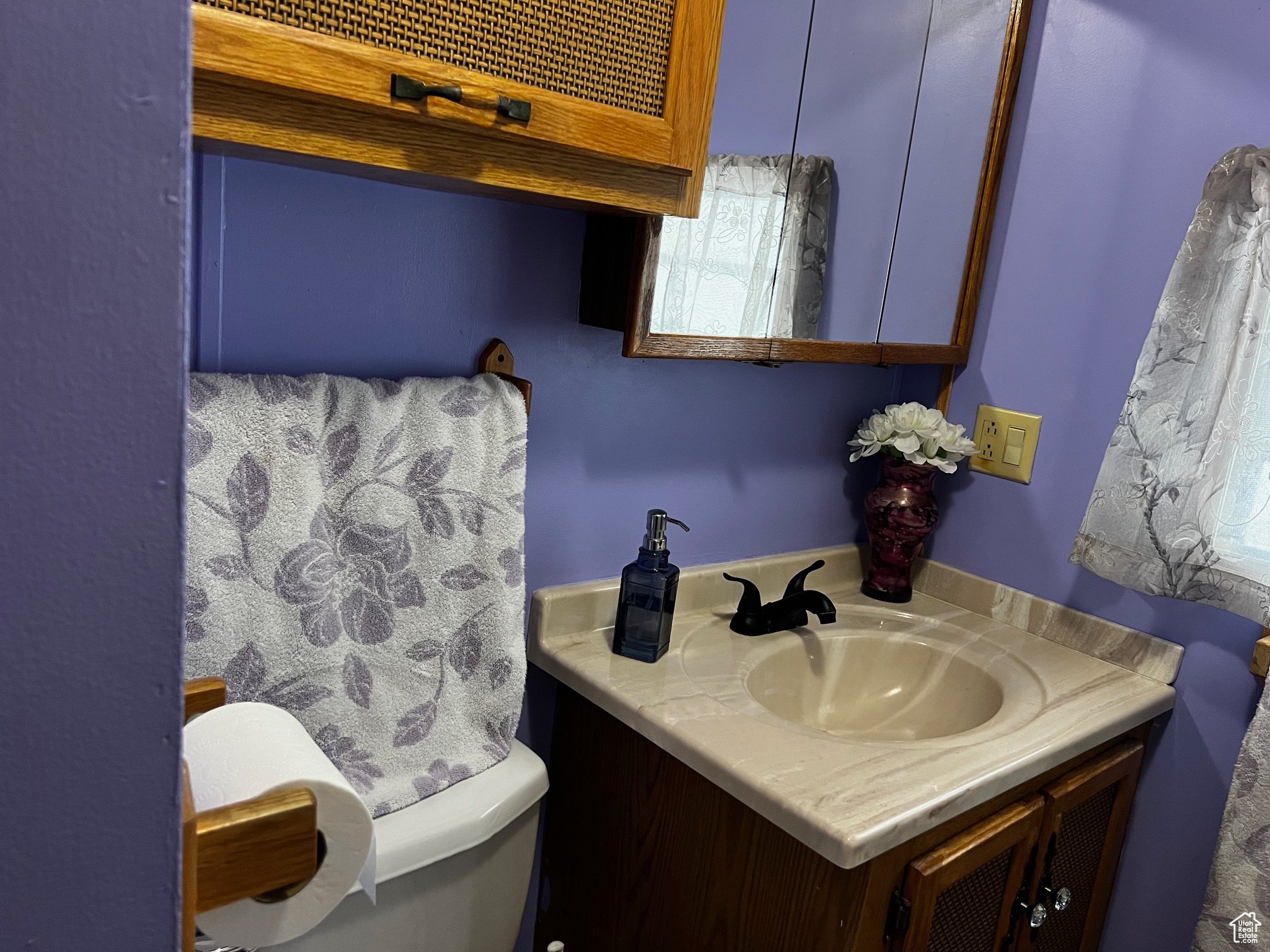 KINGS ROW EST 1 - Residential