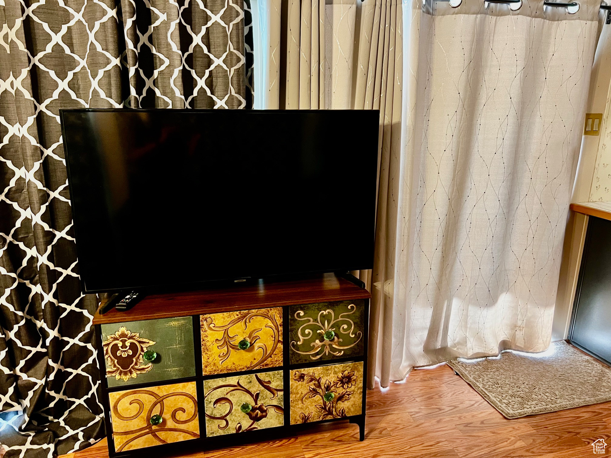 KINGS ROW EST 1 - Residential