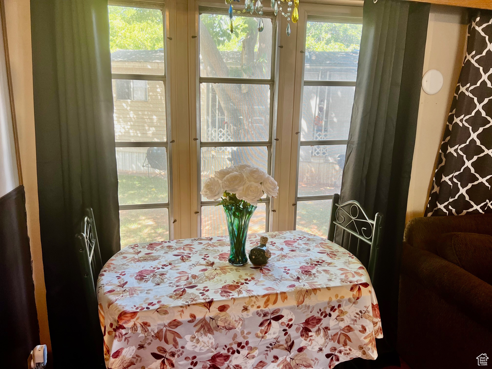 KINGS ROW EST 1 - Residential