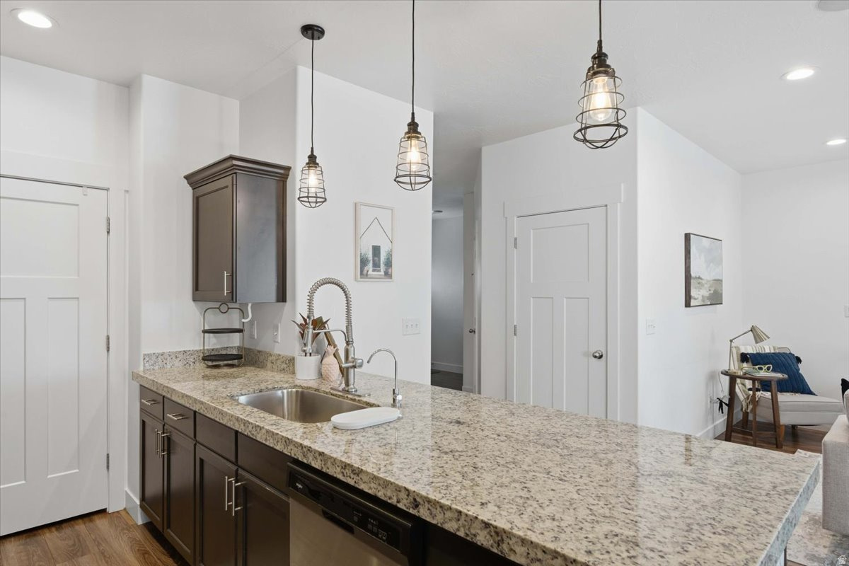 SILVERLAKE - Residential