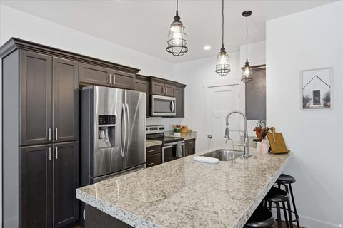 Tiny photo for 7211 N CLOVER LEAF LN, Eagle Mountain, UT 84005 (MLS # 2132476)