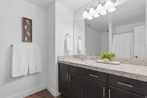 Tiny photo for 7211 N CLOVER LEAF LN, Eagle Mountain, UT 84005 (MLS # 2132476)