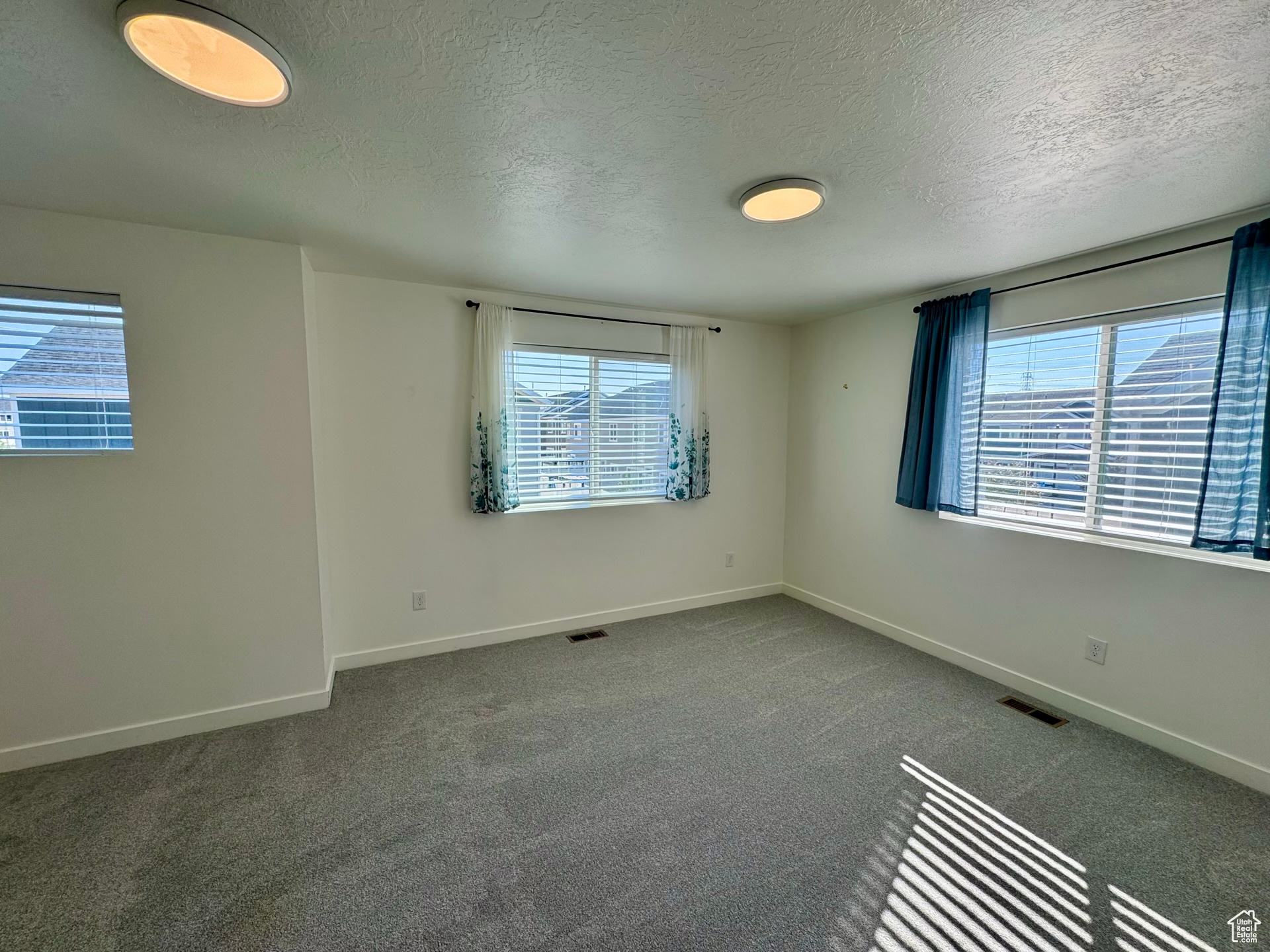 SALT POINT NORTHEAST - Residential
