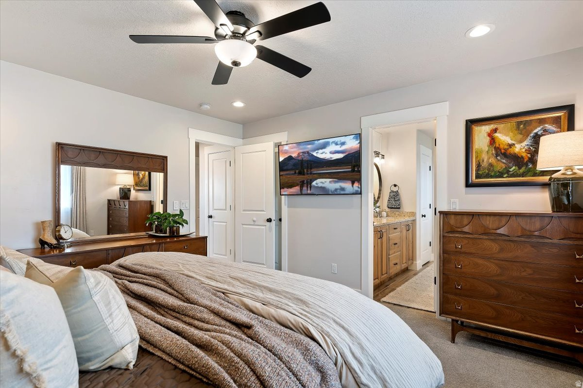 CLINTON MEADOWS - Residential