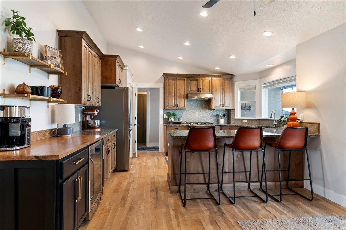 CLINTON MEADOWS - Residential