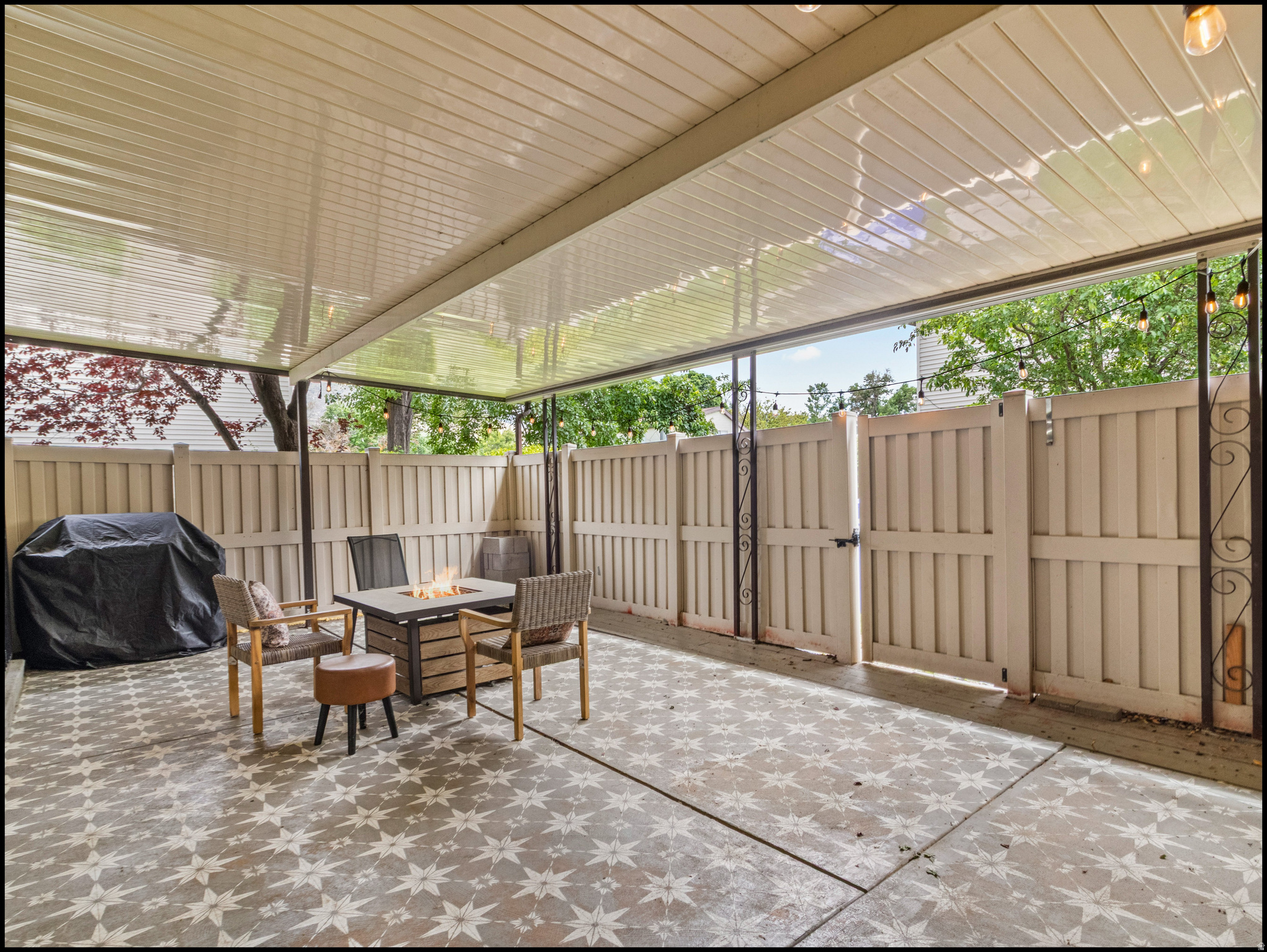 CHASE LANE VILLAGE - Residential