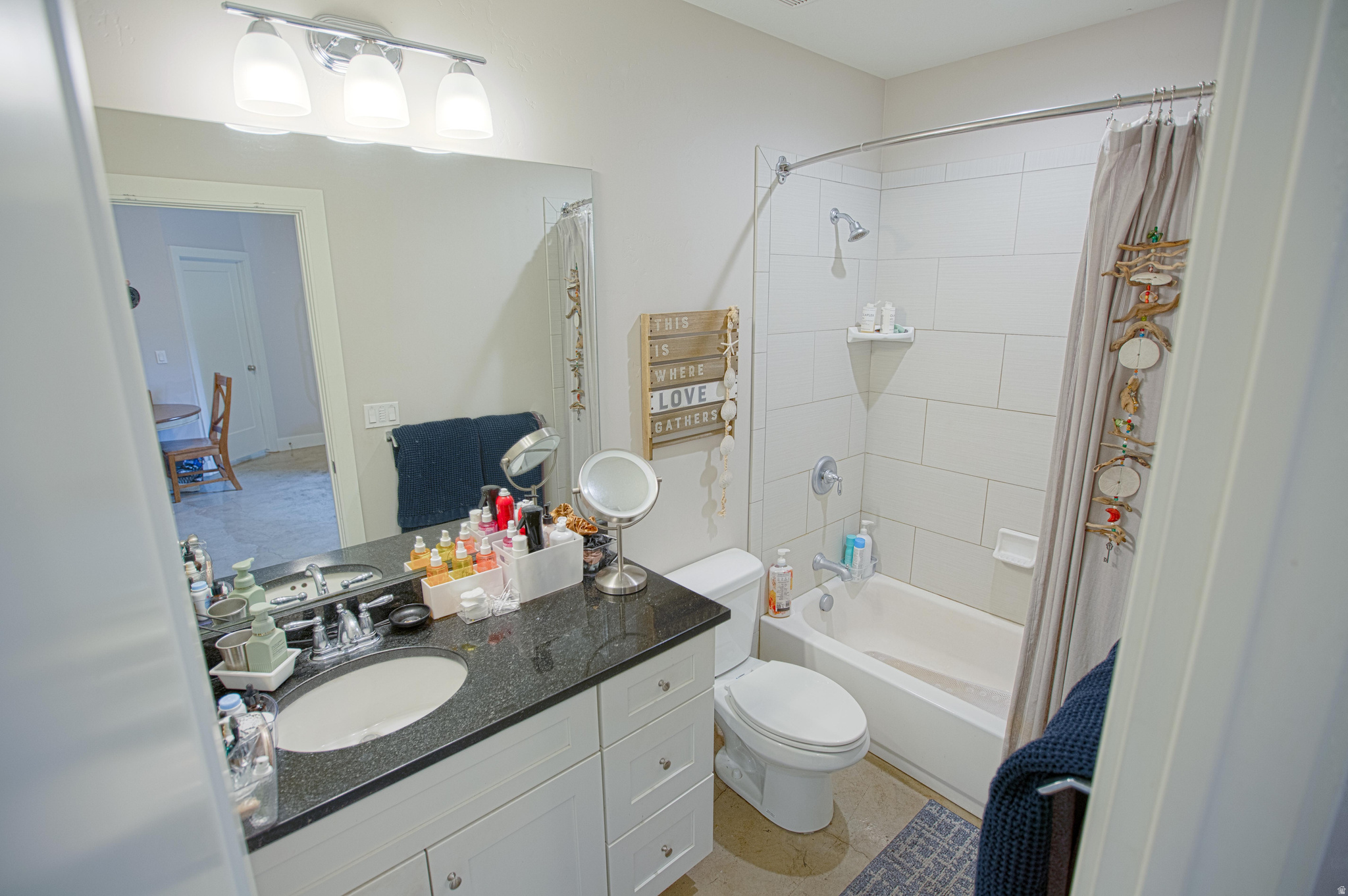 HOLLOW ESTATES - Residential