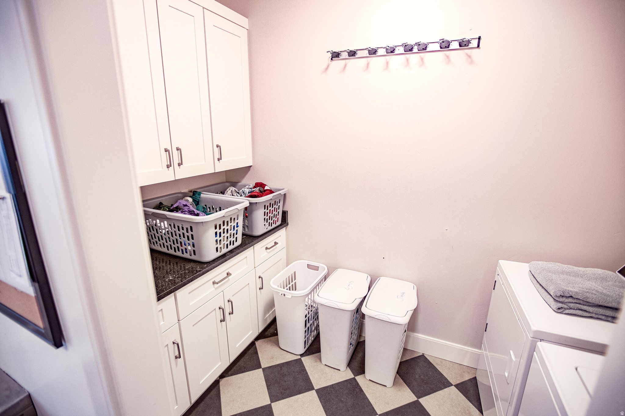 HOLLOW ESTATES - Residential